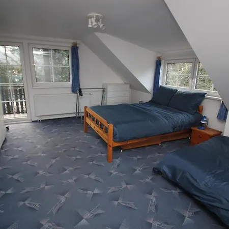 Conifer Idyllicprague Semesterbostad *