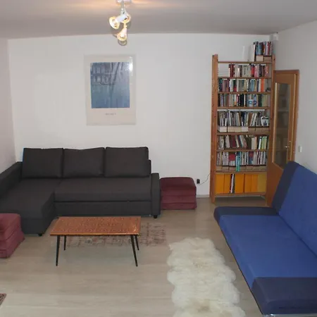 Conifer Idyllicprague * Prag