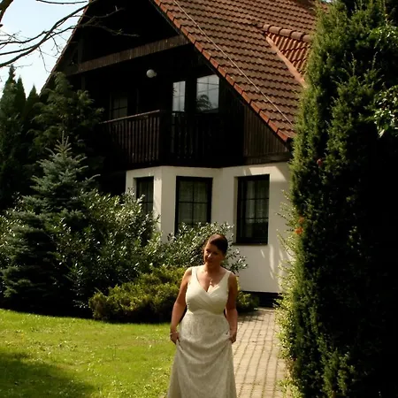 Conifer Idyllicprague Semesterbostad Prag