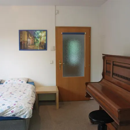Conifer Idyllicprague Σπίτι διακοπών